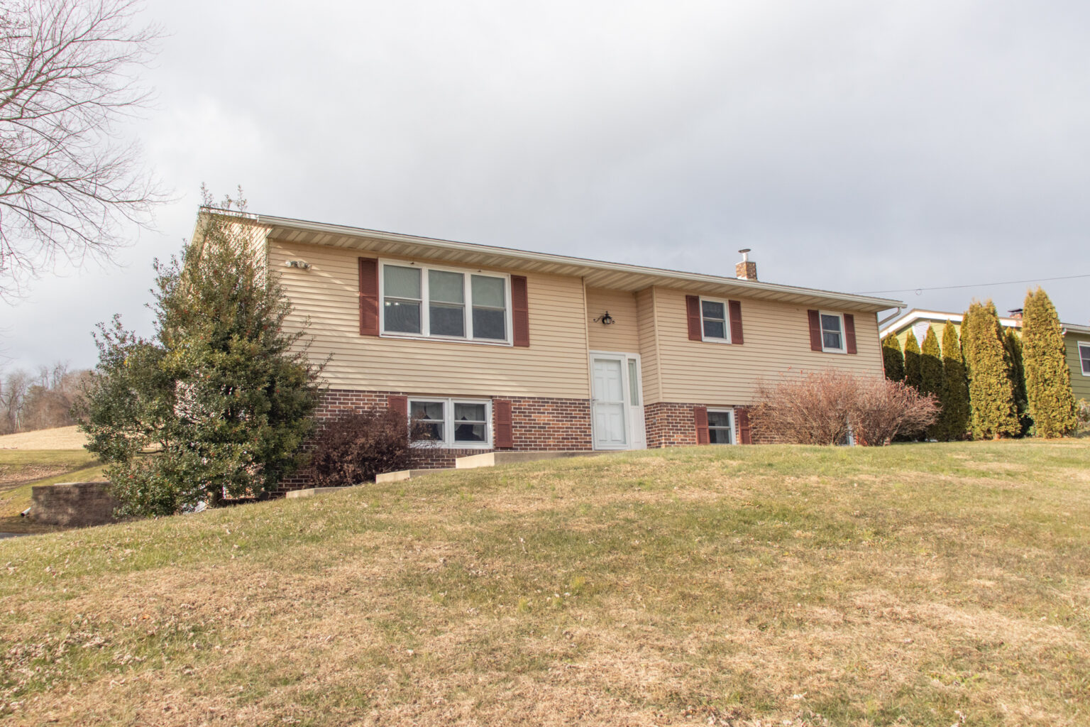 Snyder County Home - Michael T Roan Real Estate